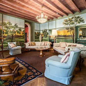 Foresteria Di Palazzo Radici Couette-café Bergame